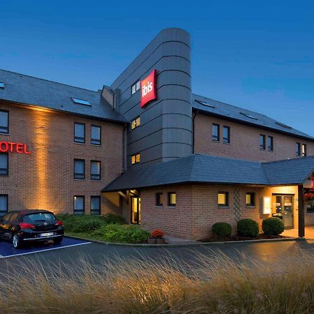 Hotel Ibis Brussels Waterloo Exterior foto