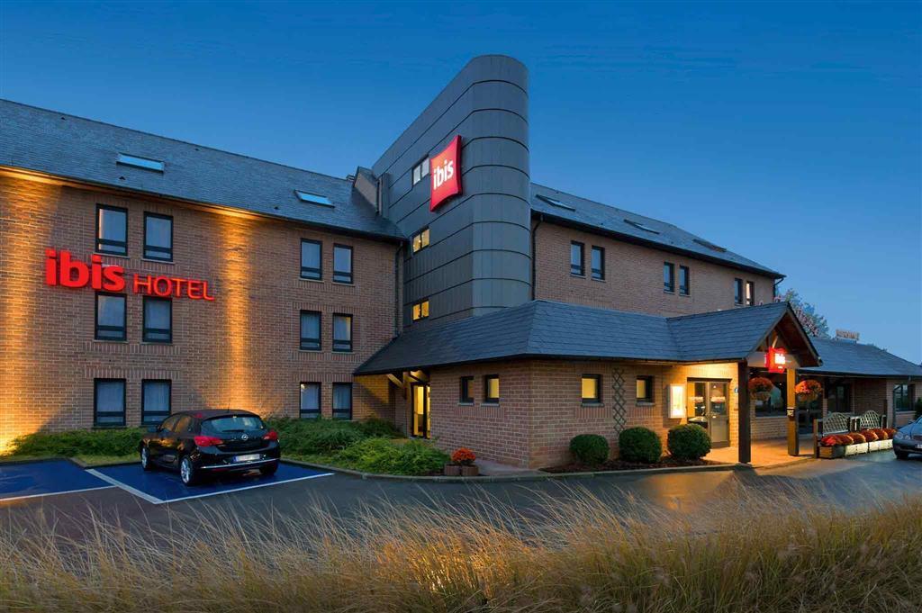 Hotel Ibis Brussels Waterloo Exterior foto