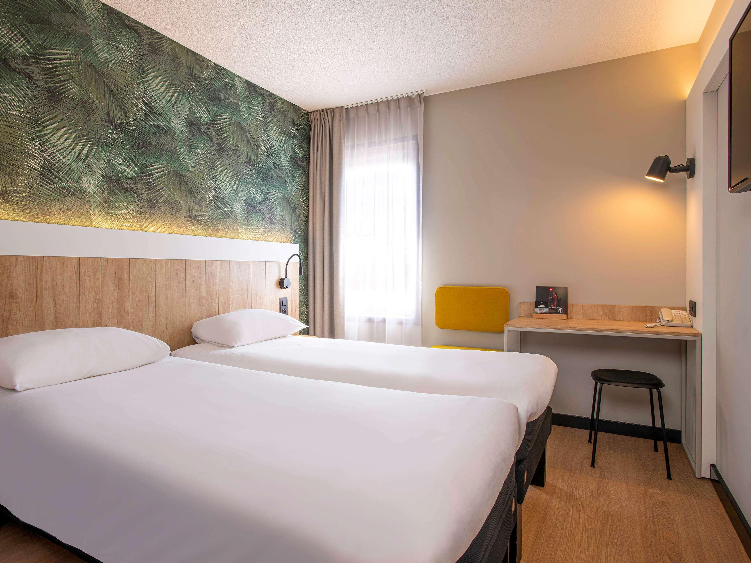 Hotel Ibis Brussels Waterloo Exterior foto