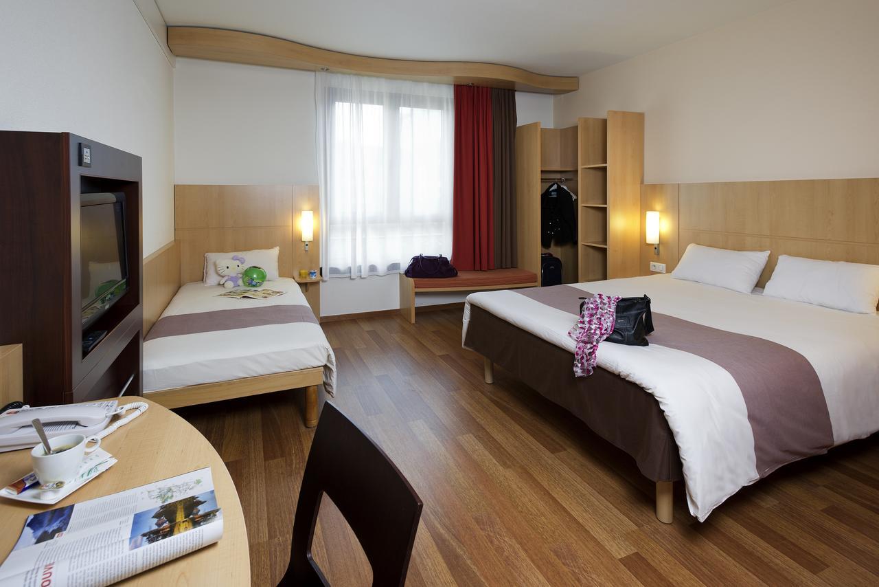 Hotel Ibis Brussels Waterloo Exterior foto